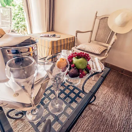 Hotel****spa & Restaurant Cantemerle Hotel