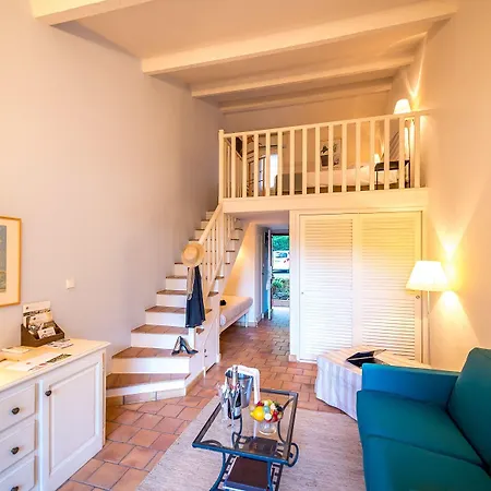 Hotel****spa & Restaurant Cantemerle 4*