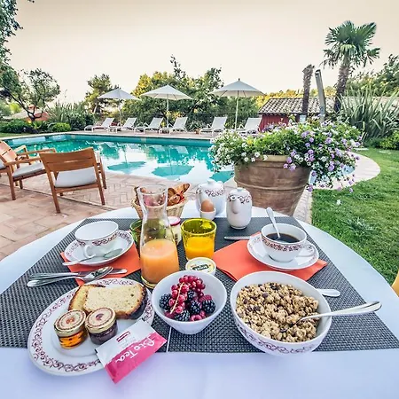 Hotel****spa & Restaurant Cantemerle Hotel